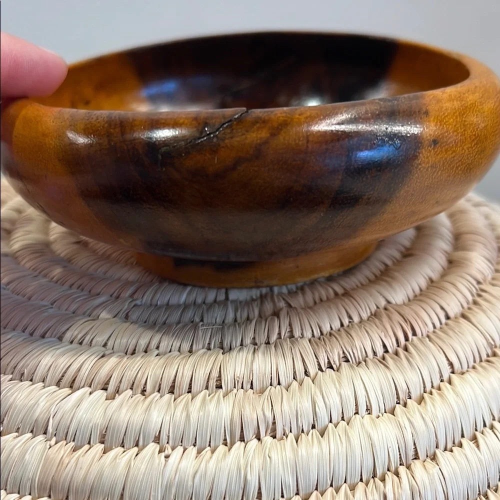 Brown Wooden Serveware Bowl with Natural Grain - Picture 7 of 8